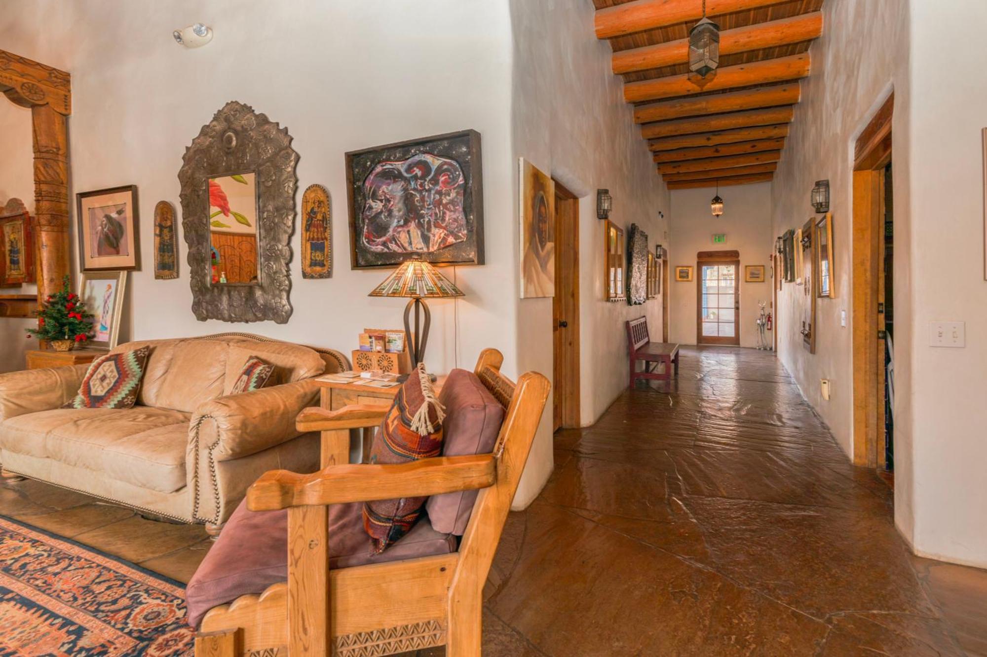 Casa Benavides Inn Таос Екстериор снимка