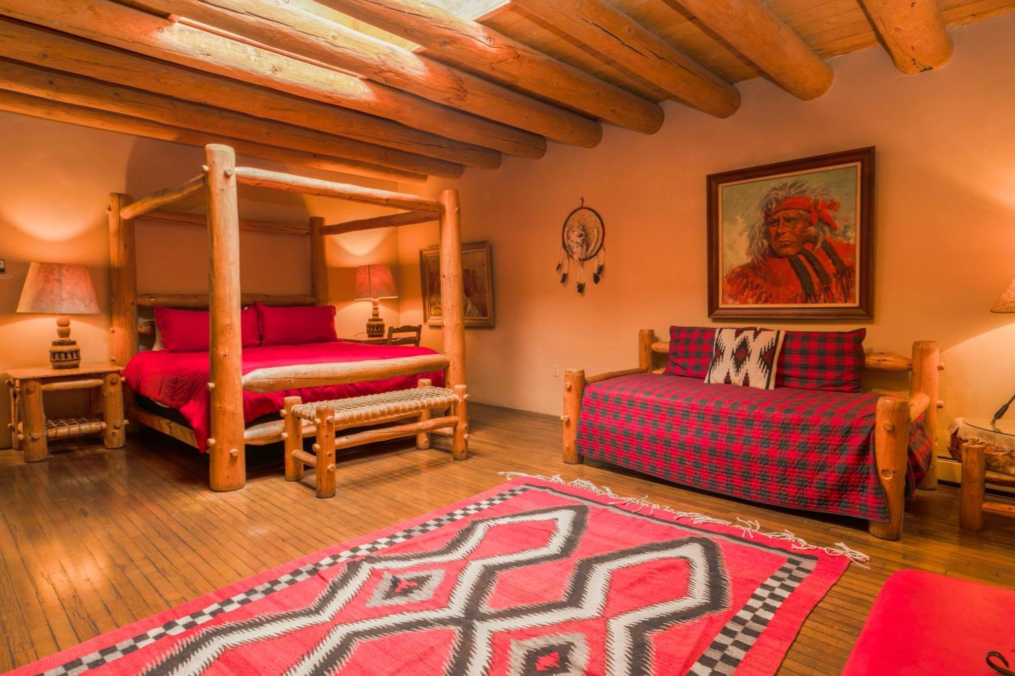 Casa Benavides Inn Таос Екстериор снимка