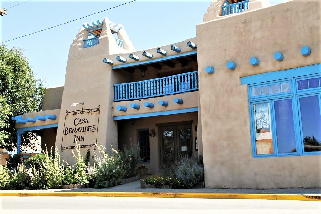 Casa Benavides Inn Таос Екстериор снимка